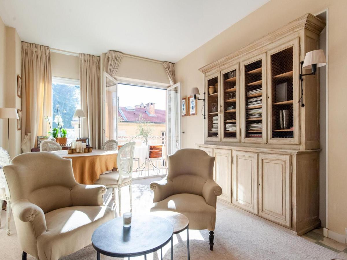 Nice Apartment In Menton With Balcony Terrace Luaran gambar